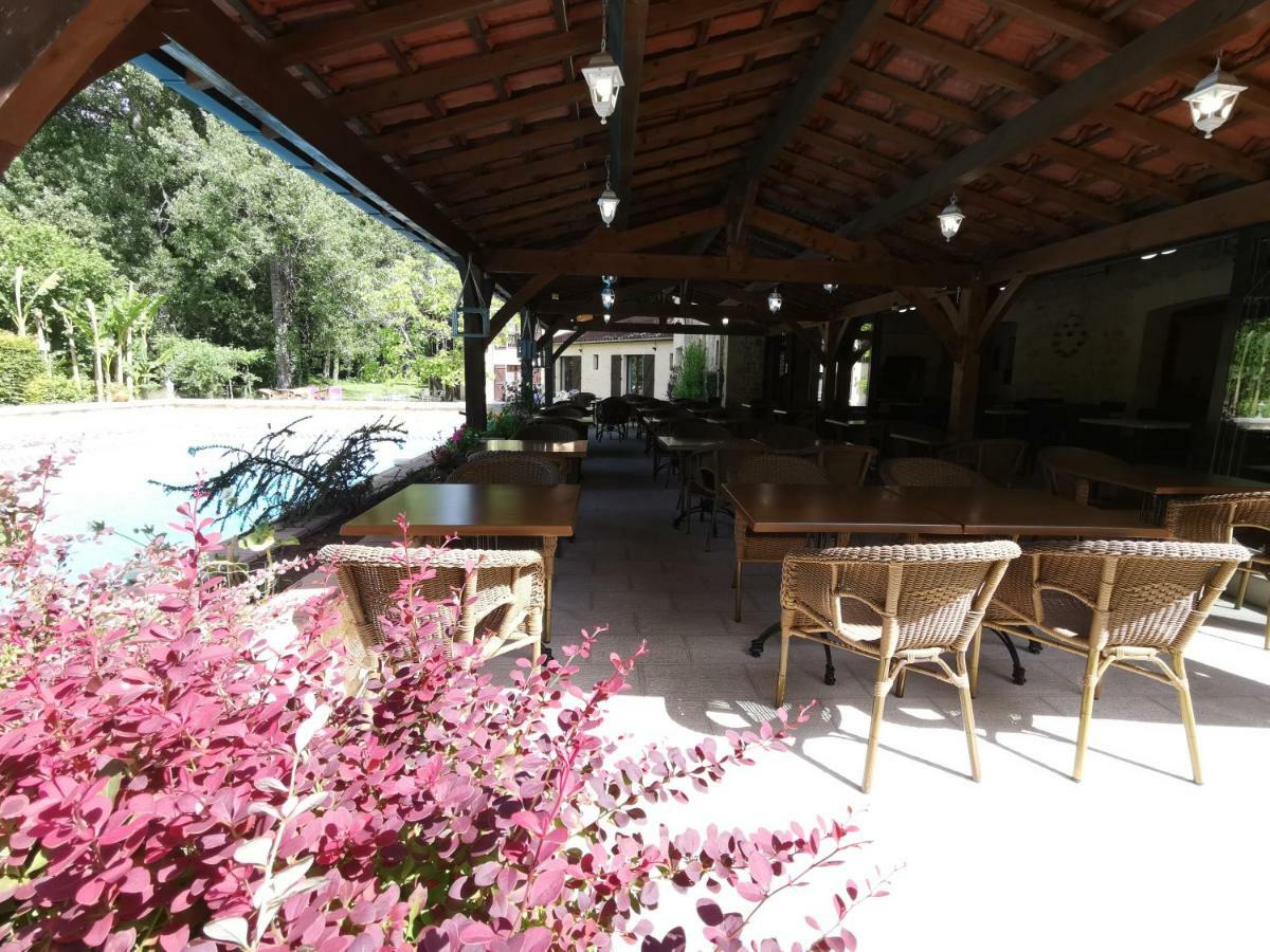 Hotel Le Relais Du Touron Carsac-Aillac Esterno foto